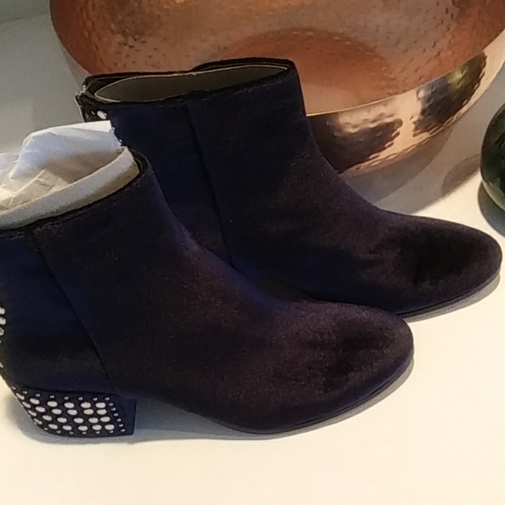Boot - Picture 5 of 8